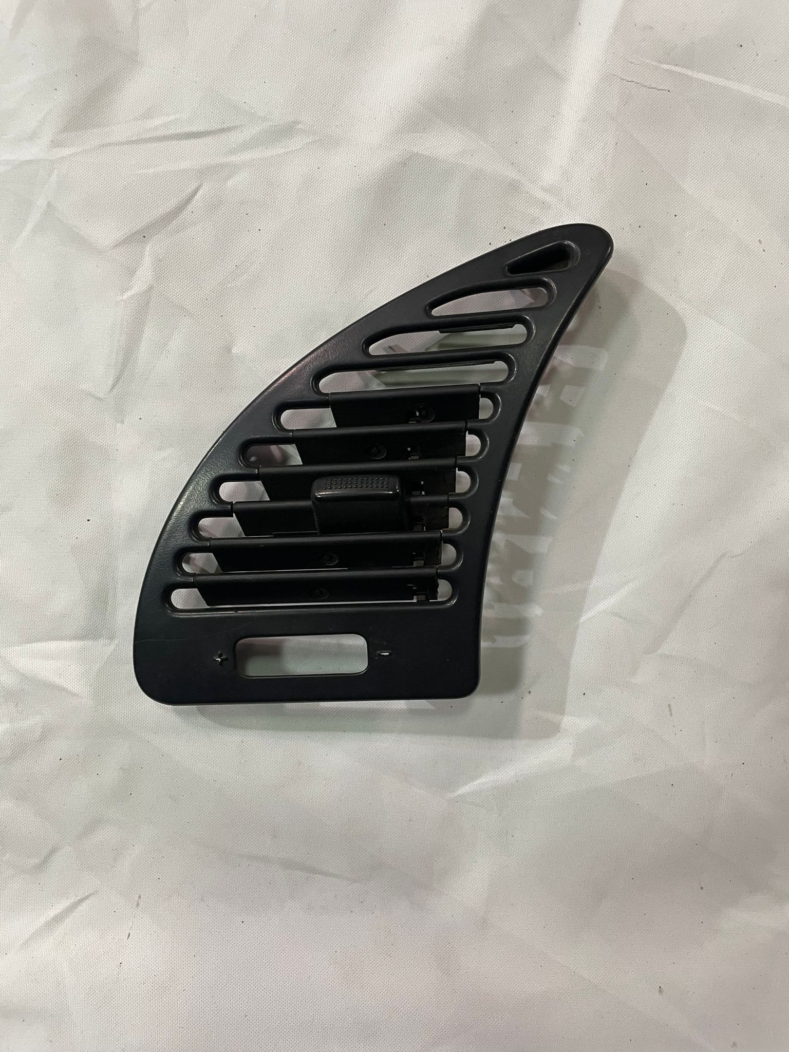 DIFUSOR IZQUIERDO TABLERO Citroen Xsara 2002