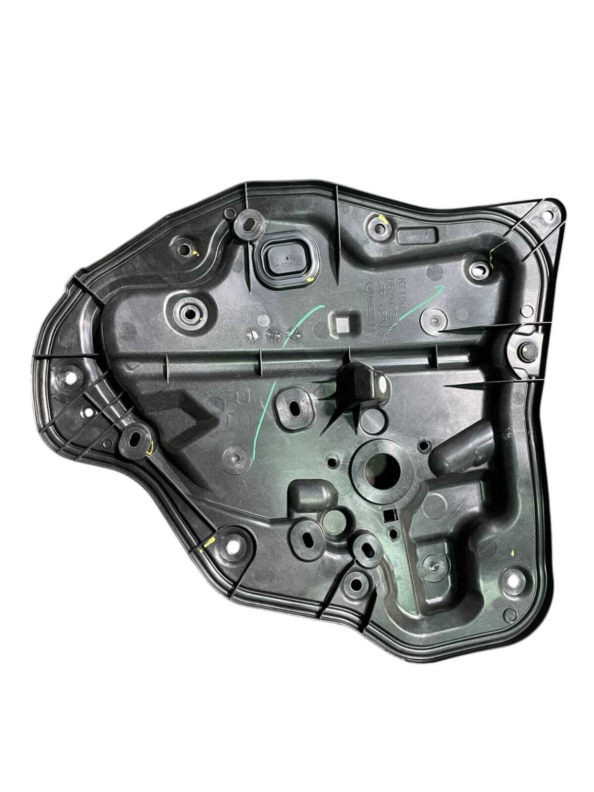 PROTECTOR INTERNO PUERTA TRASERA IZQUIERDA Mazda MAZDA 2 2016