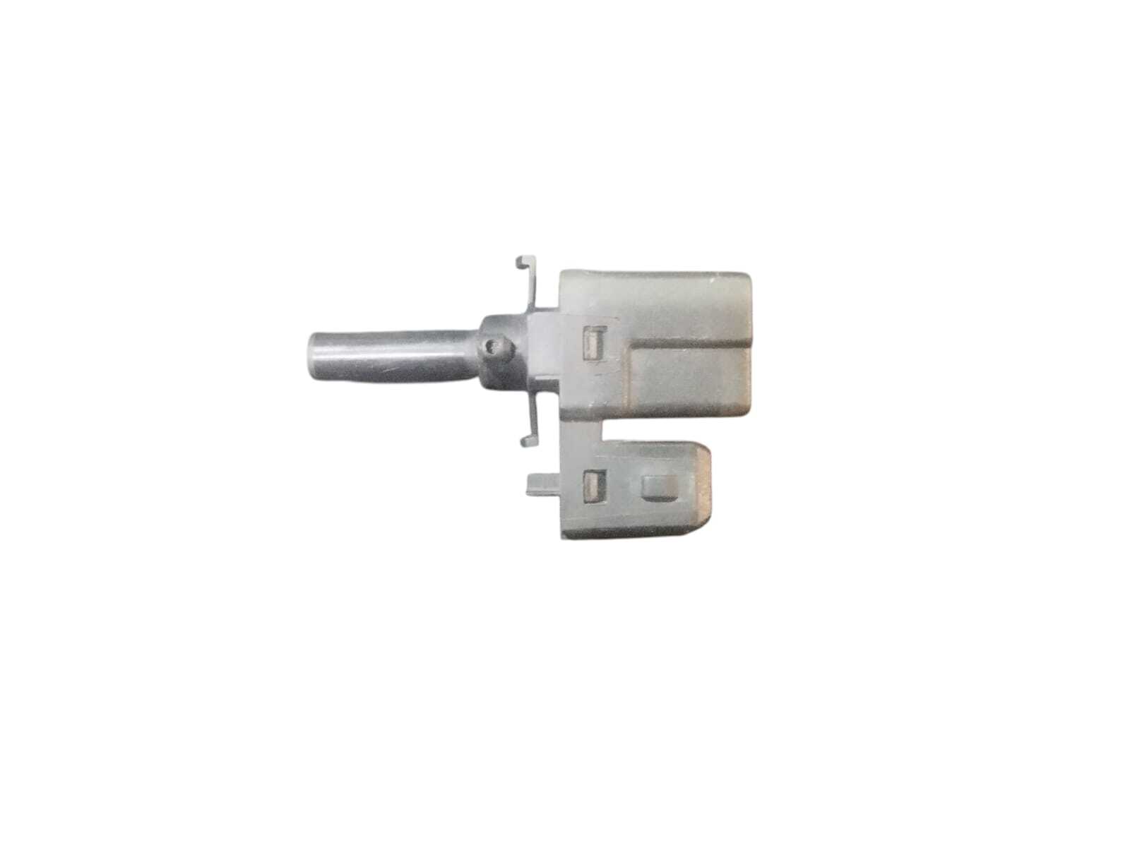 INTERRUPTOR DE EMBRAGUE Ford Fiesta 1998
