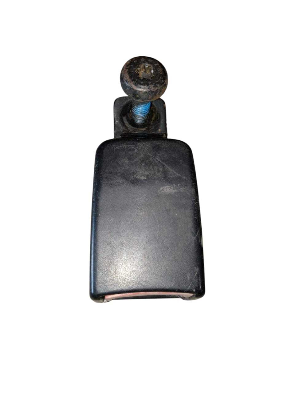 TRINQUETE CINTURON DE SEGURIDAD TRASERO Ford Fiesta 1998