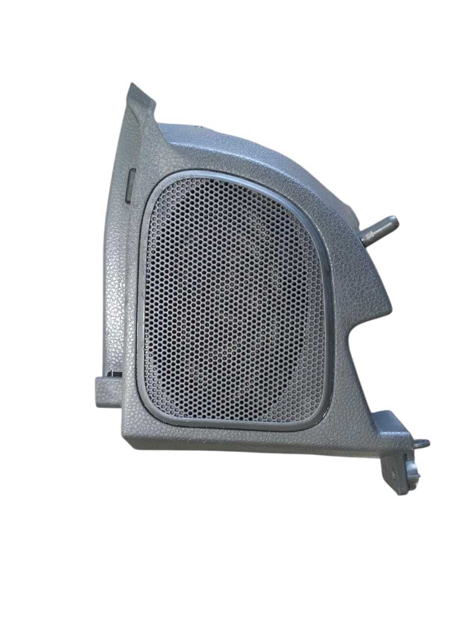 REJILLA CON PARLANTE TRASERO IZQUIERDO Chevrolet Spark 2008