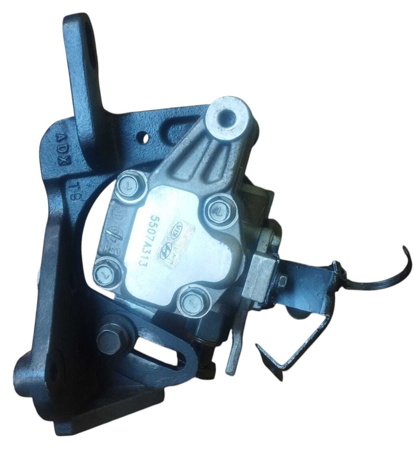 BOMBA SERVO DIRECCION Hyundai Tucson 2007