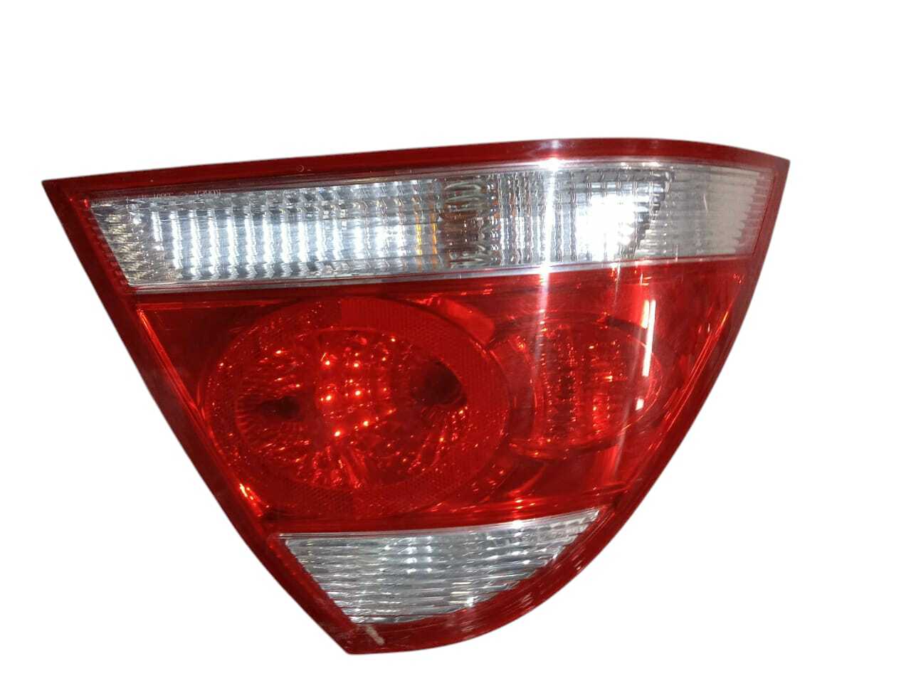 FOCO TRASERO IZQUIERDO Samsung SM3 2013